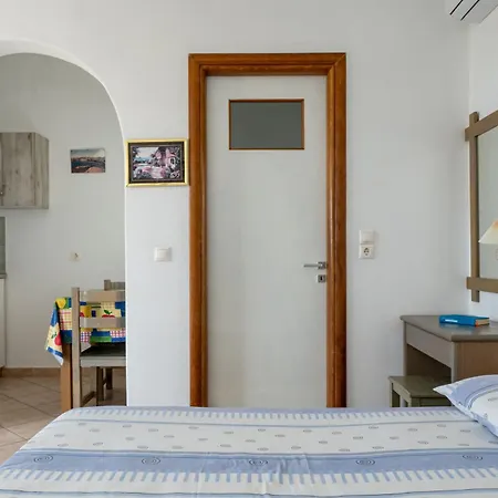 Iliovasilema Village