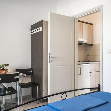 Iliovasilema Village Donousa