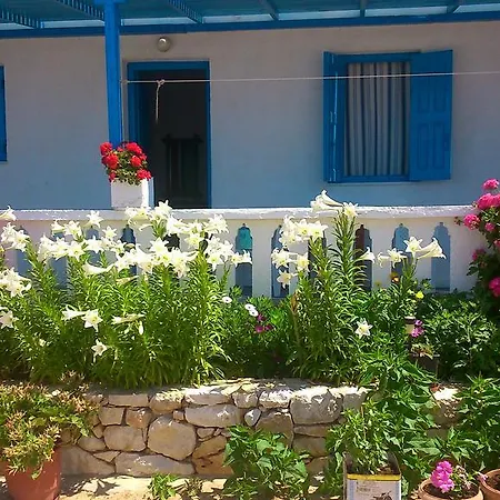 Iliovasilema Village Apartamento Donousa